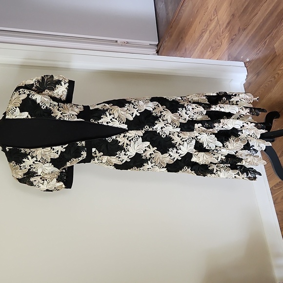 New no tags Antonio Melani Tessa dress size 0 - Picture 5 of 7